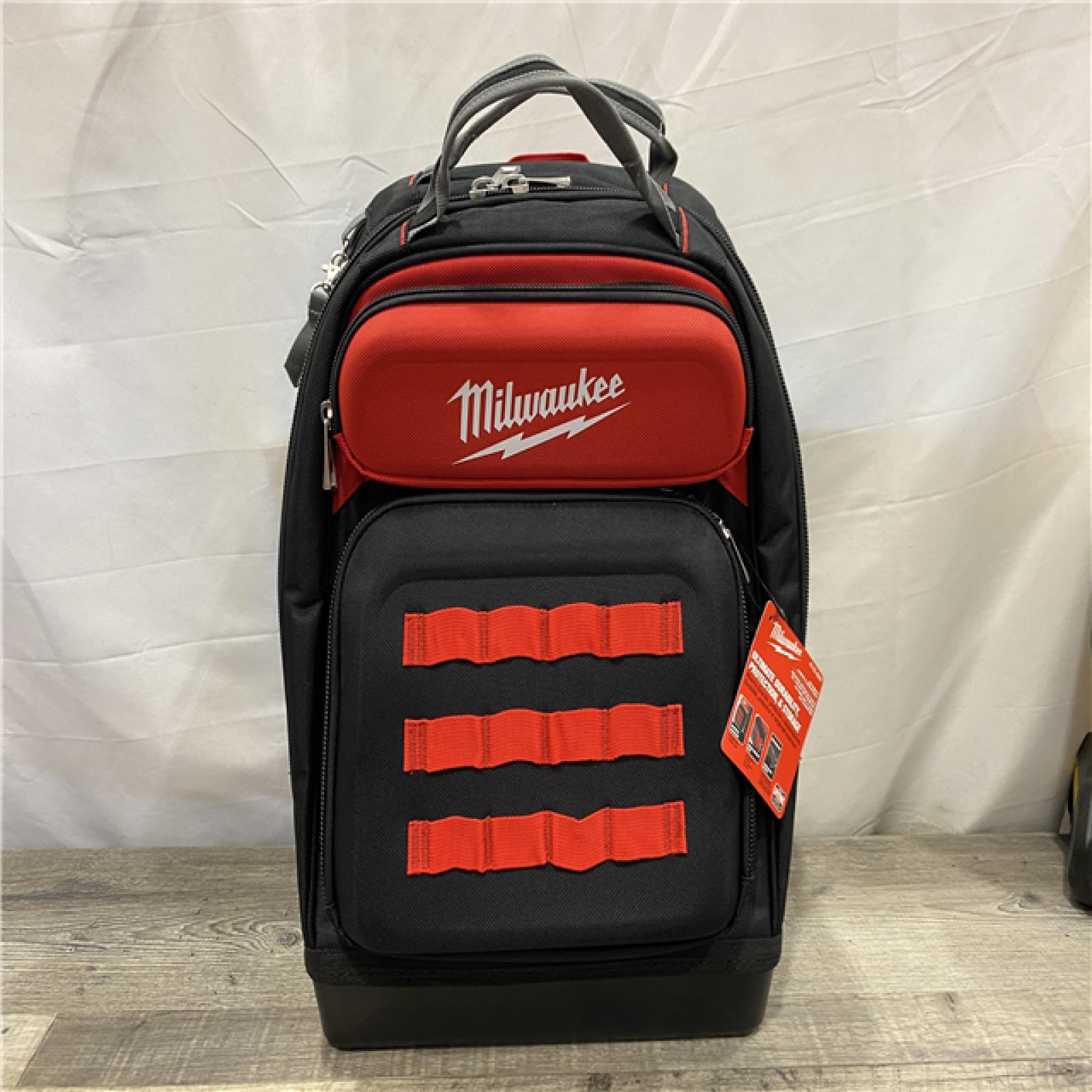 NEW - Milwaukee 15 in. Ultimate Jobsite Tool Backpack