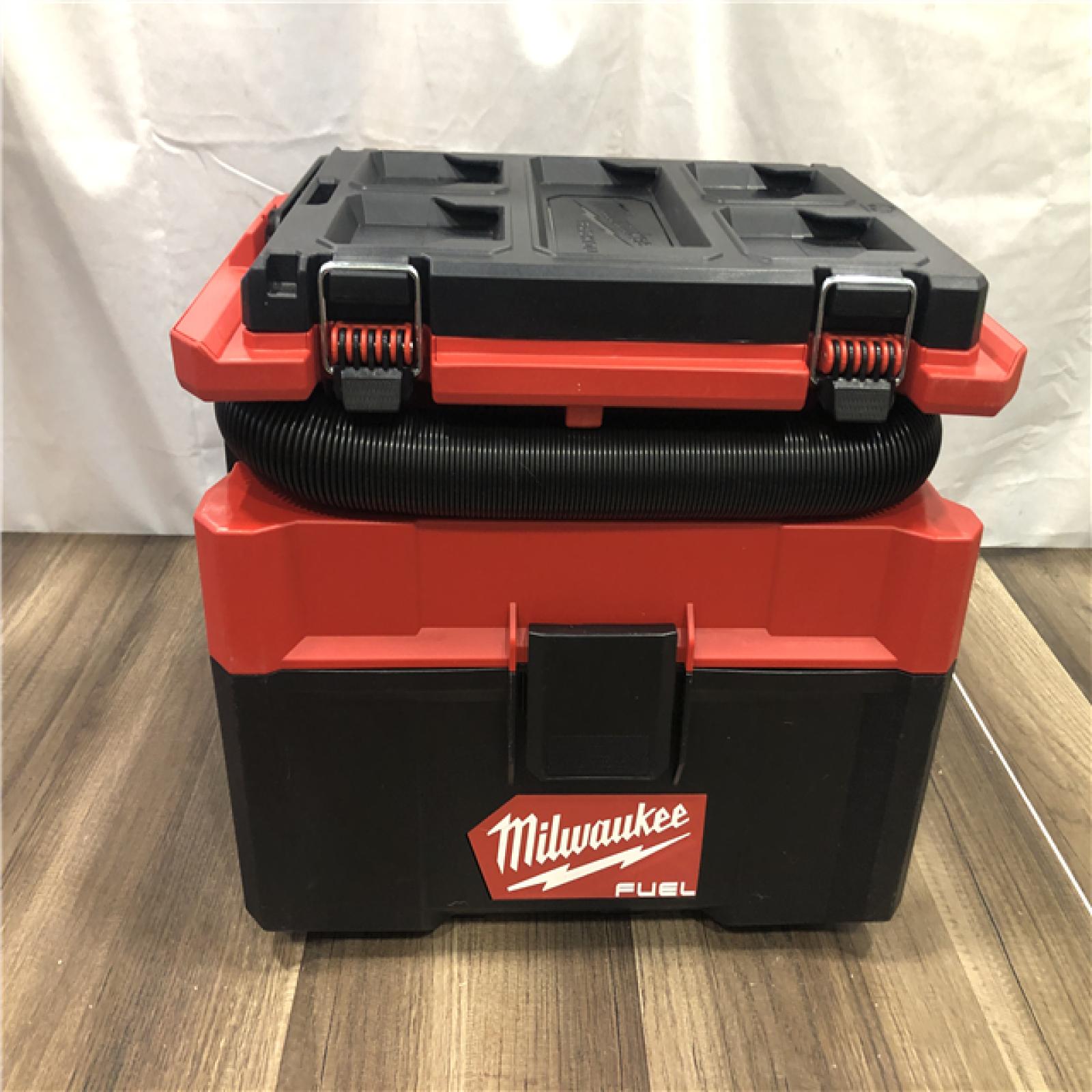 AS-IS Milwaukee FUEL PACKOUT 18-Volt Lithium-Ion Cordless 2.5 Gal. Wet/Dry Vacuum (Vacuum-Only)
