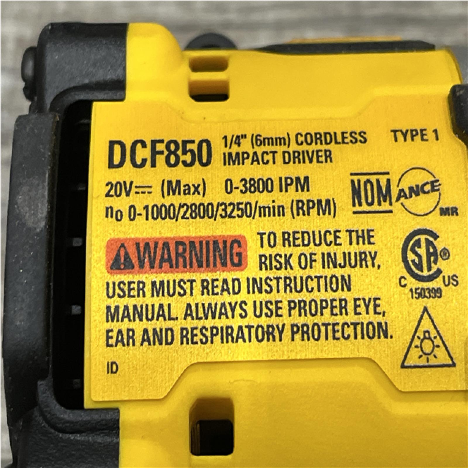 AS-IS DEWALT ATOMIC 20V MAX Lithium-Ion Cordless 1/4 in. Brushless Impact Driver Kit