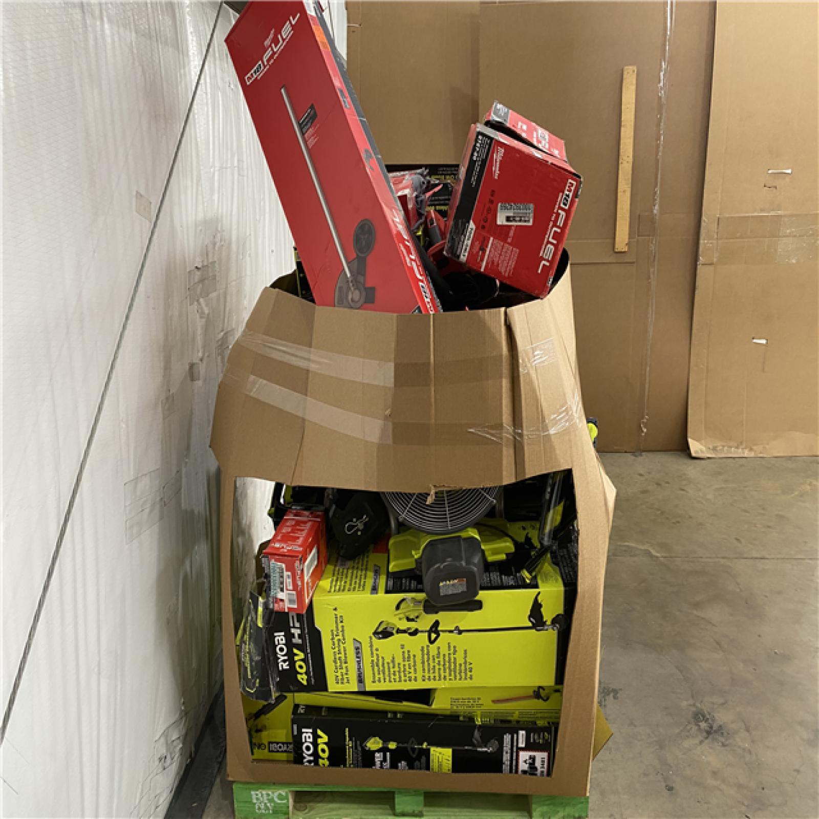 Houston Location AS IS - Tool Pallet