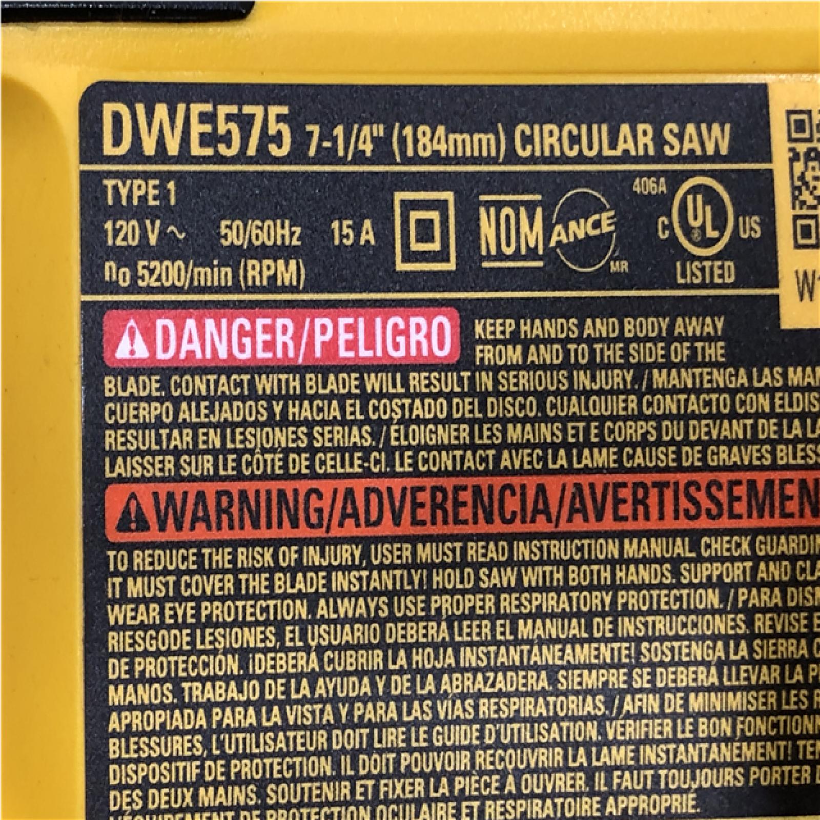 AS-IS DEWALT 15 Amp Corded 7-1/4 in. Lightweight Circular Saw