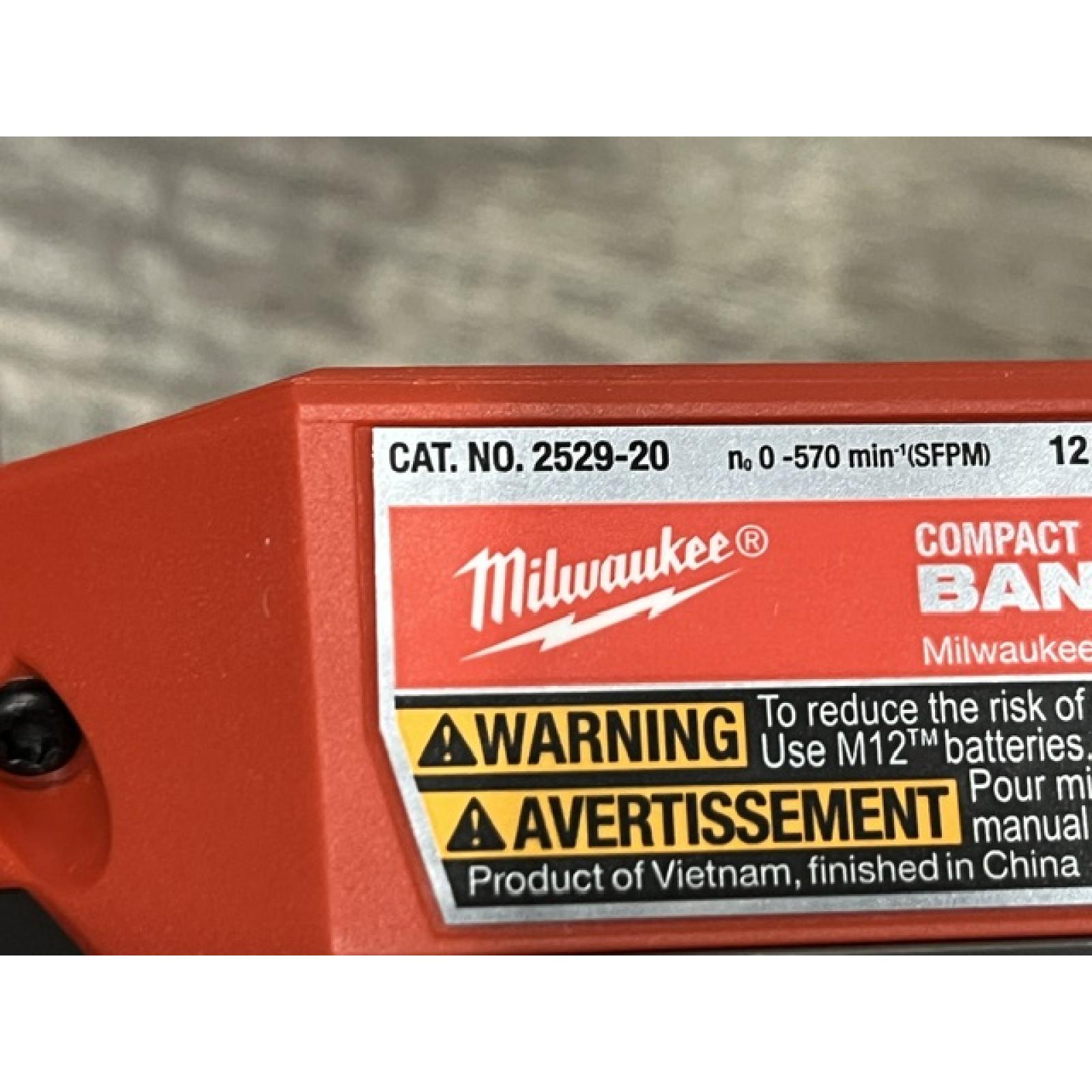 AS-IS Milwaukee FUEL 12V Lithium-Ion Cordless Compact Band Saw (Tool-Only)
