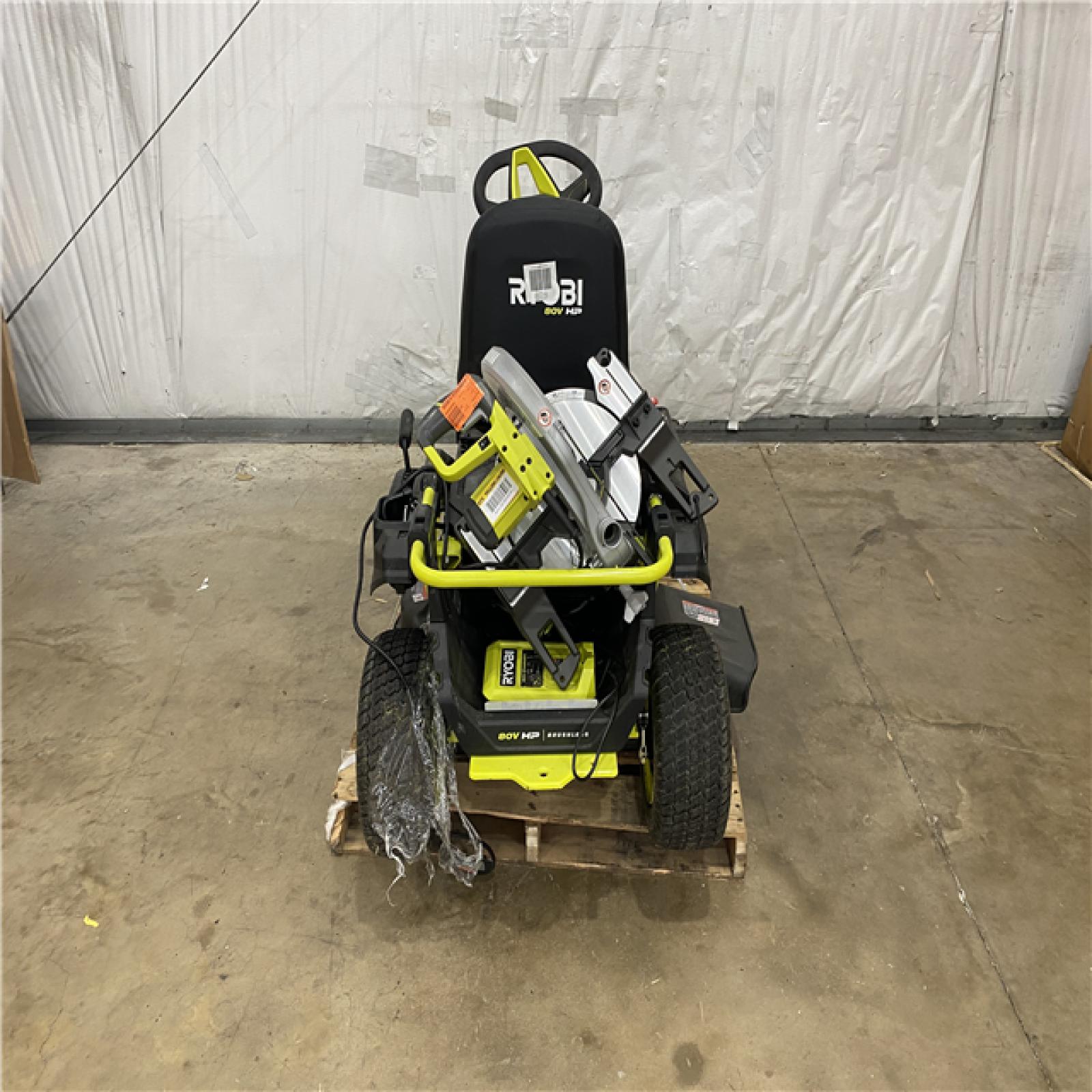 Houston Location AS IS - Tool Pallet