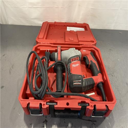 AS-IS - Milwaukee 5.5 Amp 5/8 in. Corded SDS-plus Concrete/Masonry Rotary Hammer Drill Kit