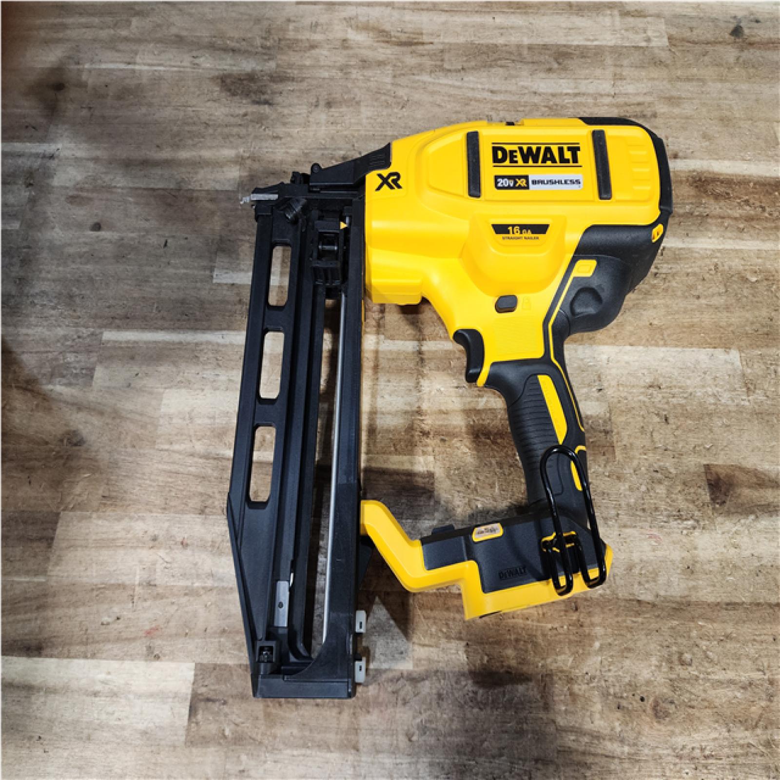 Houston Location AS-IS DEWALT 20V MAX XR 16-Gauge Lithium-Ion Cordless Finish Nailer (Tool Only)