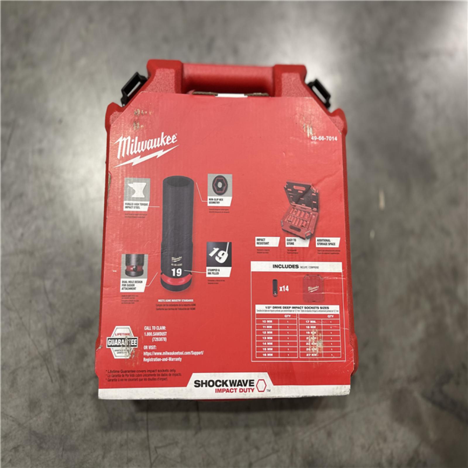 DALLAS LOCATION- NEW! Milwaukee SHOCKWAVE 1/2 in. Drive Metric Deep Well 6 Point Impact Socket Set (14-Piece)
