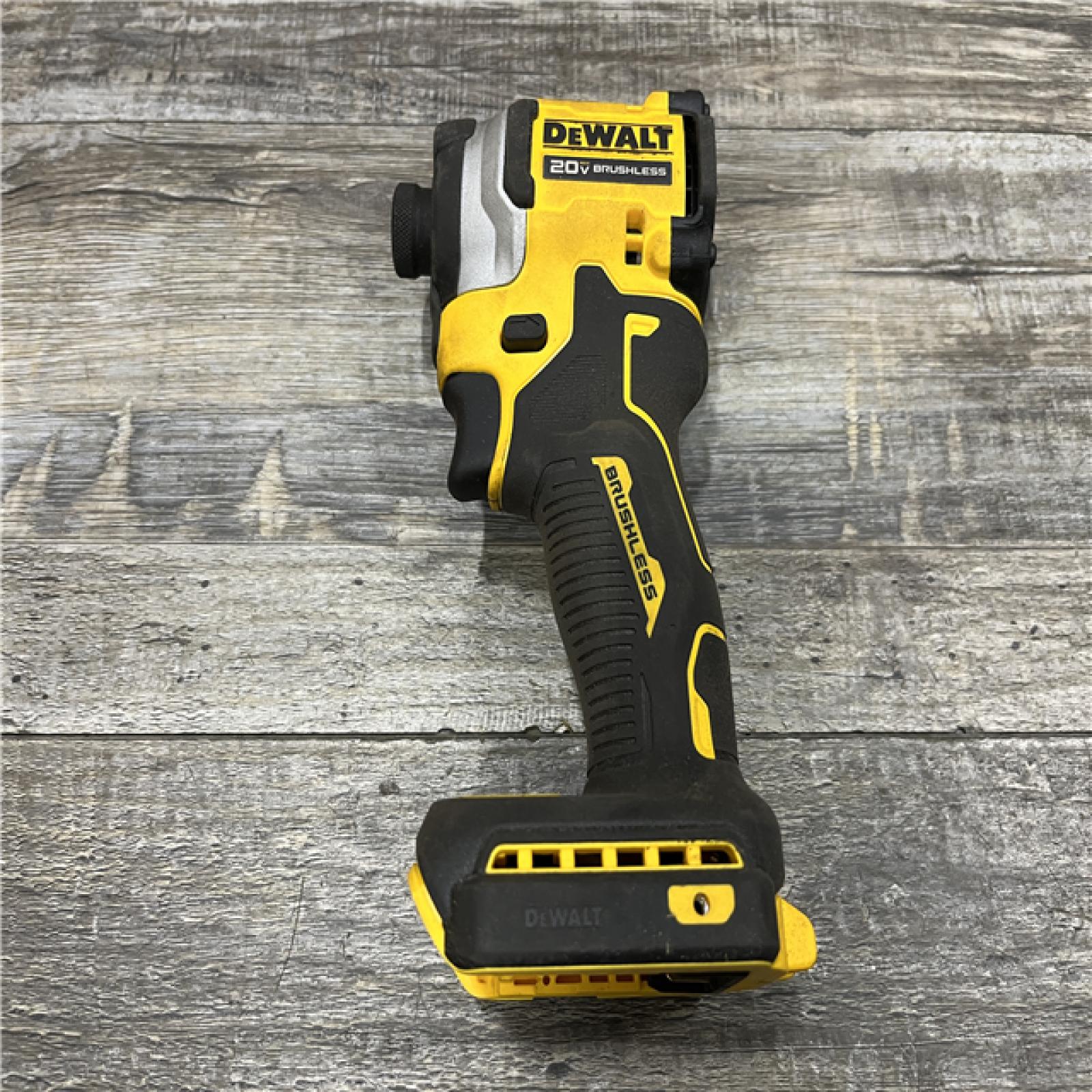 AS-IS DEWALT ATOMIC 20V MAX Lithium-Ion Cordless 1/4 in. Brushless Impact Driver Kit