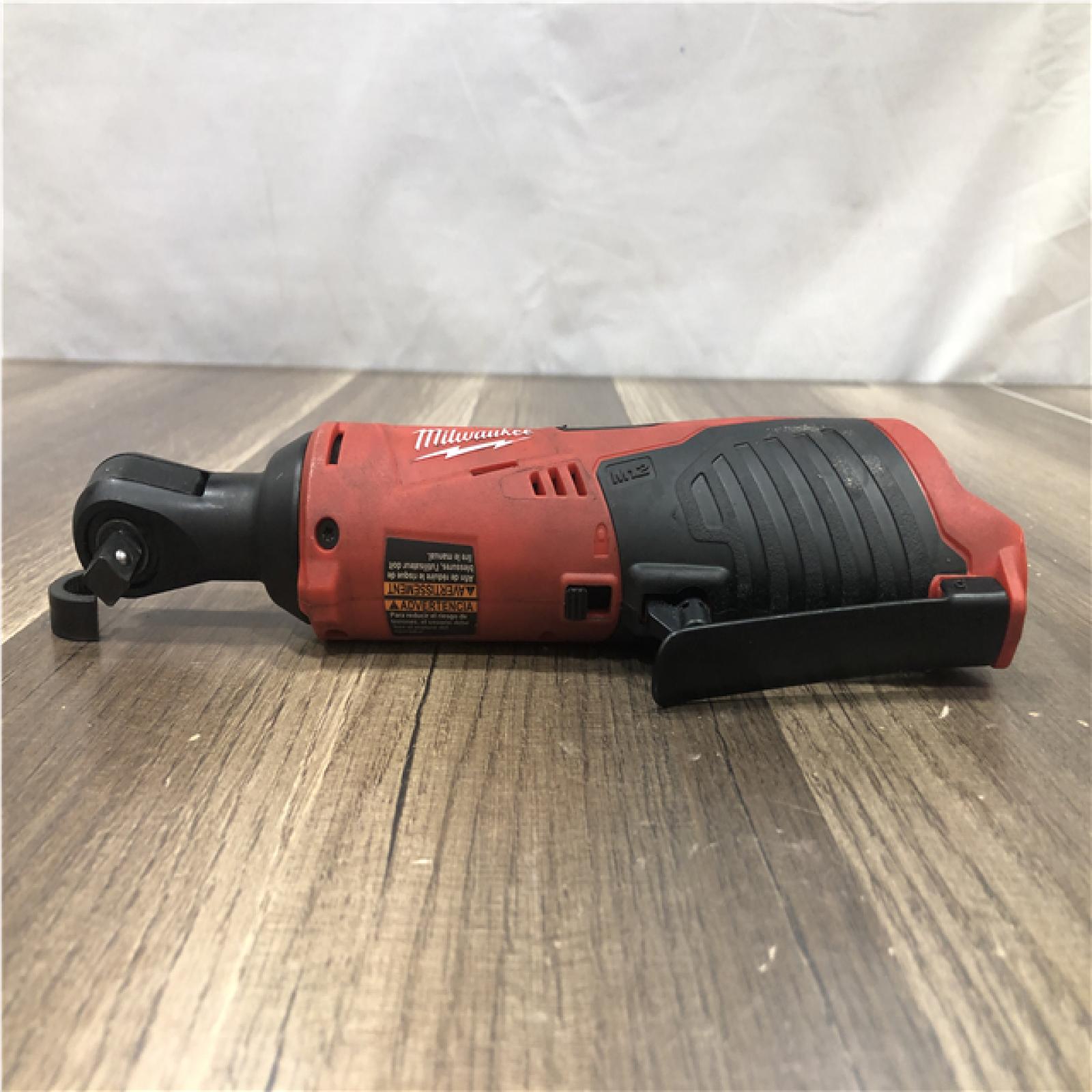 AS-IS Milwaukee 12V Lithium-Ion Cordless 3/8 in. Ratchet (Tool-Only)