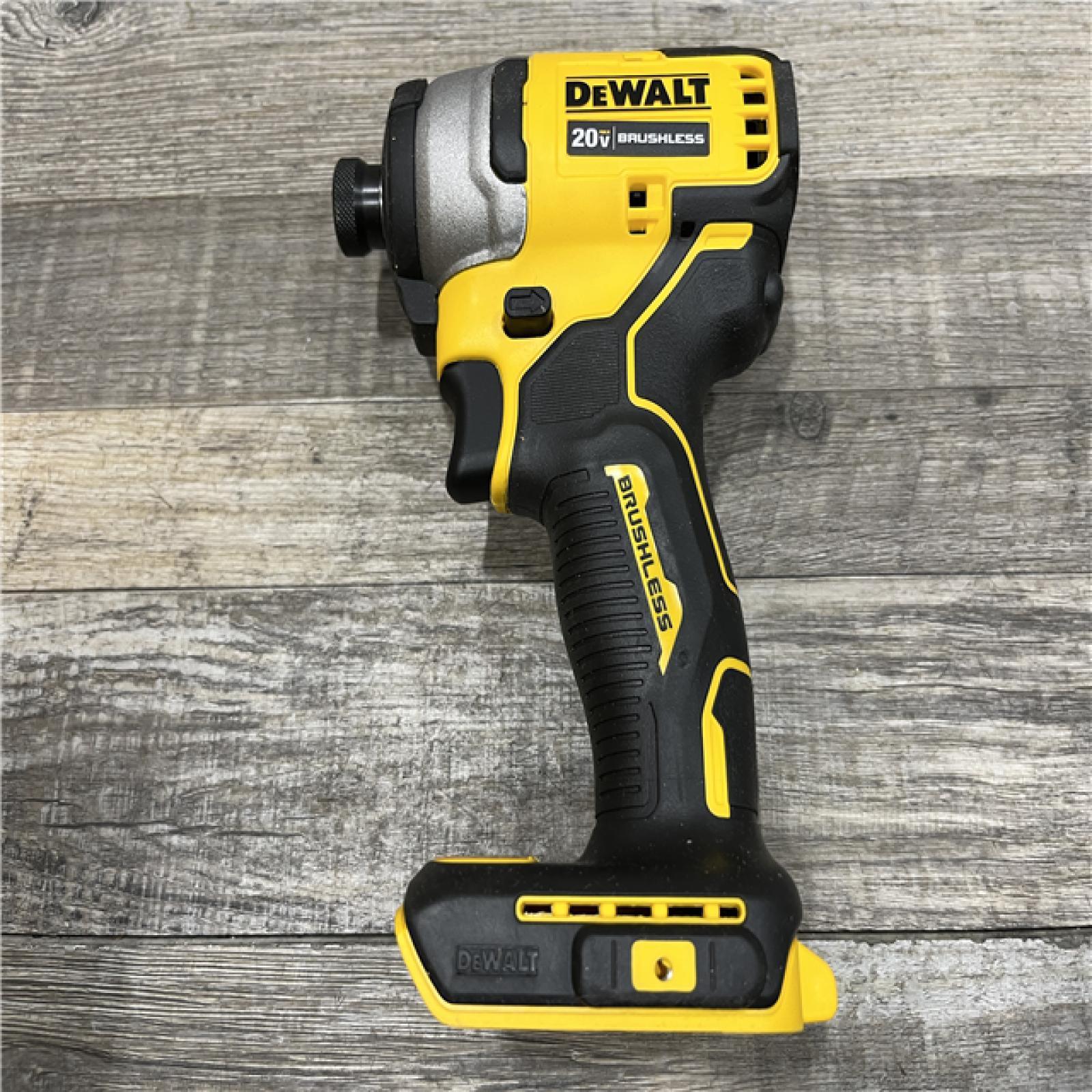AS-IS DEWALT Atomic 20V Max Lithium-Ion Brushless Cordless Compact 1/4 in. Impact Driver Kit