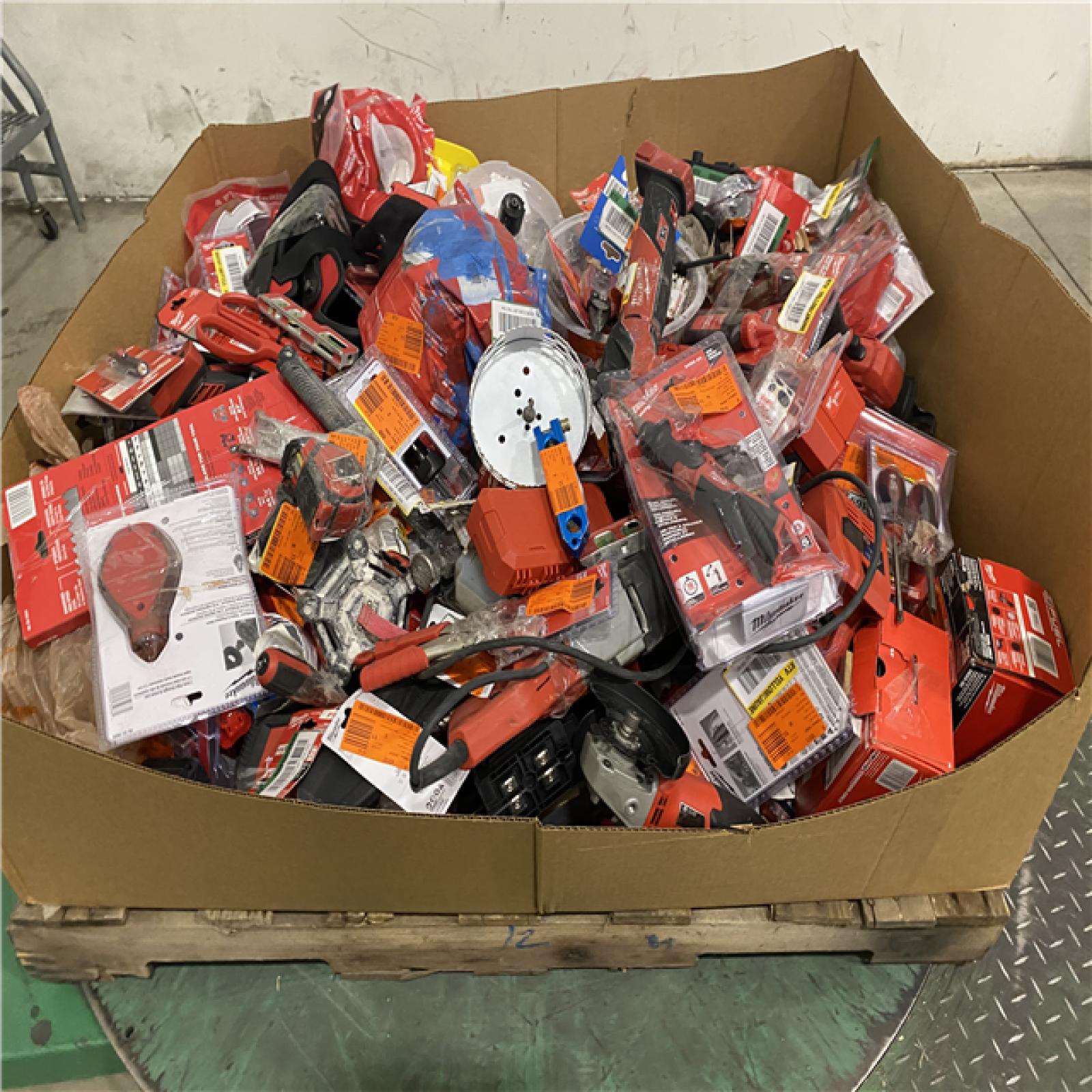 Dallas Location - As-Is MILWAUKEE Tool Pallet