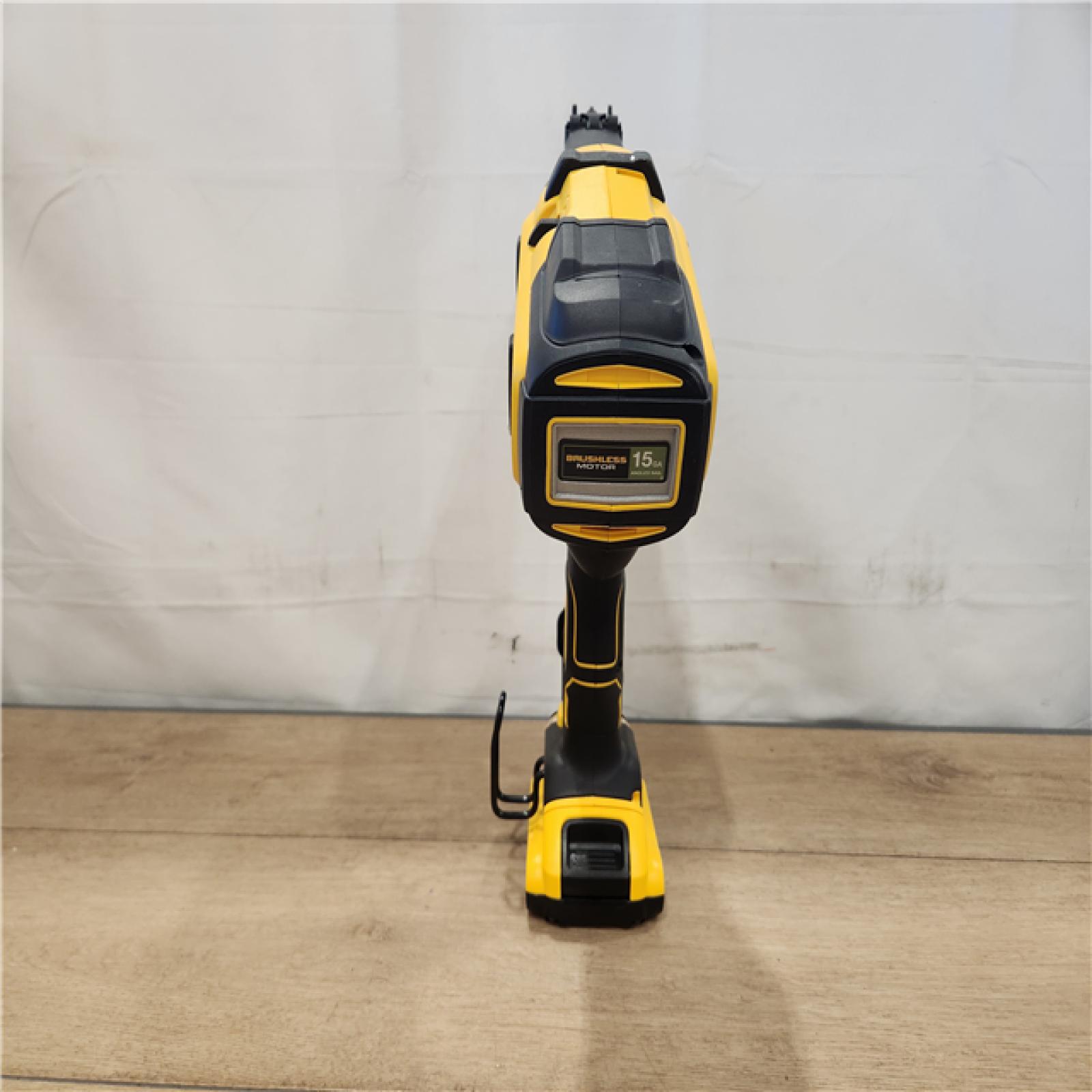 AS-IS- DEWALT 20V MAX XR 15 Ga. Cordless 34 Deg Nailer 20 V