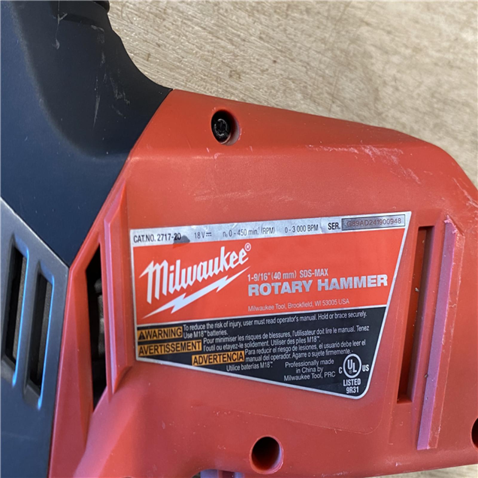 AS-IS Milwaukee FUEL 18V Lithium-Ion Brushless Cordless 1-9/16 in. SDS-Max Rotary Hammer (Tool-Only)