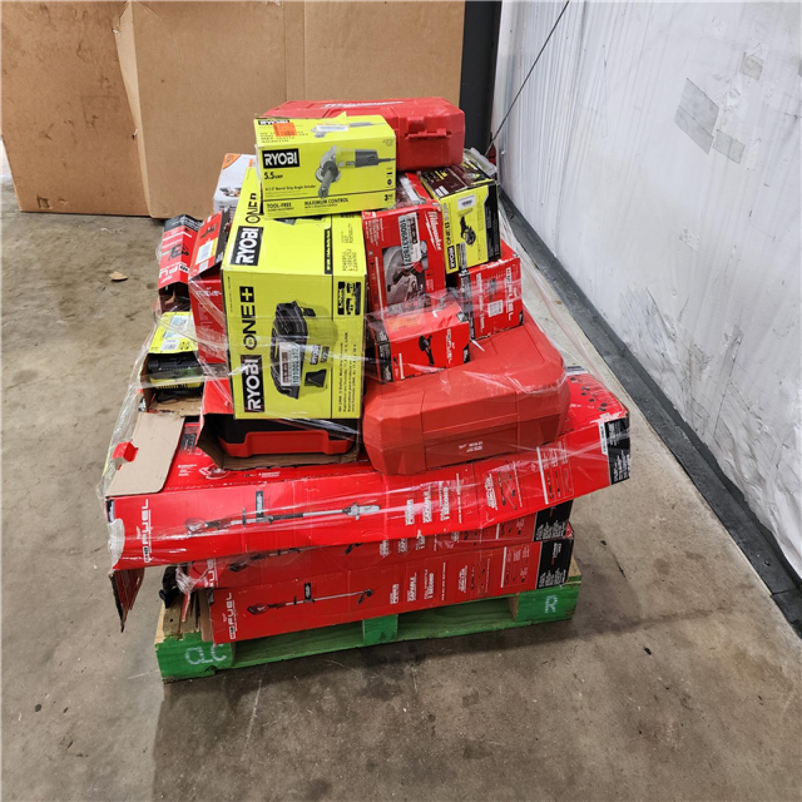 HOUSTON LOCATION - AS-IS TOOL PALLET