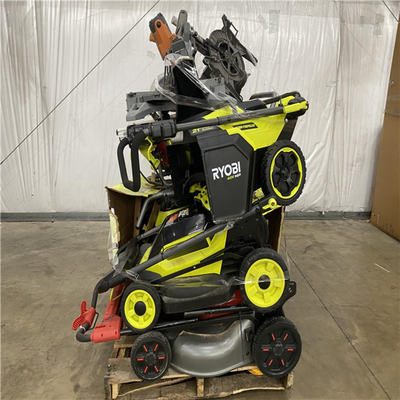 Houston Location AS IS - Tool Pallet