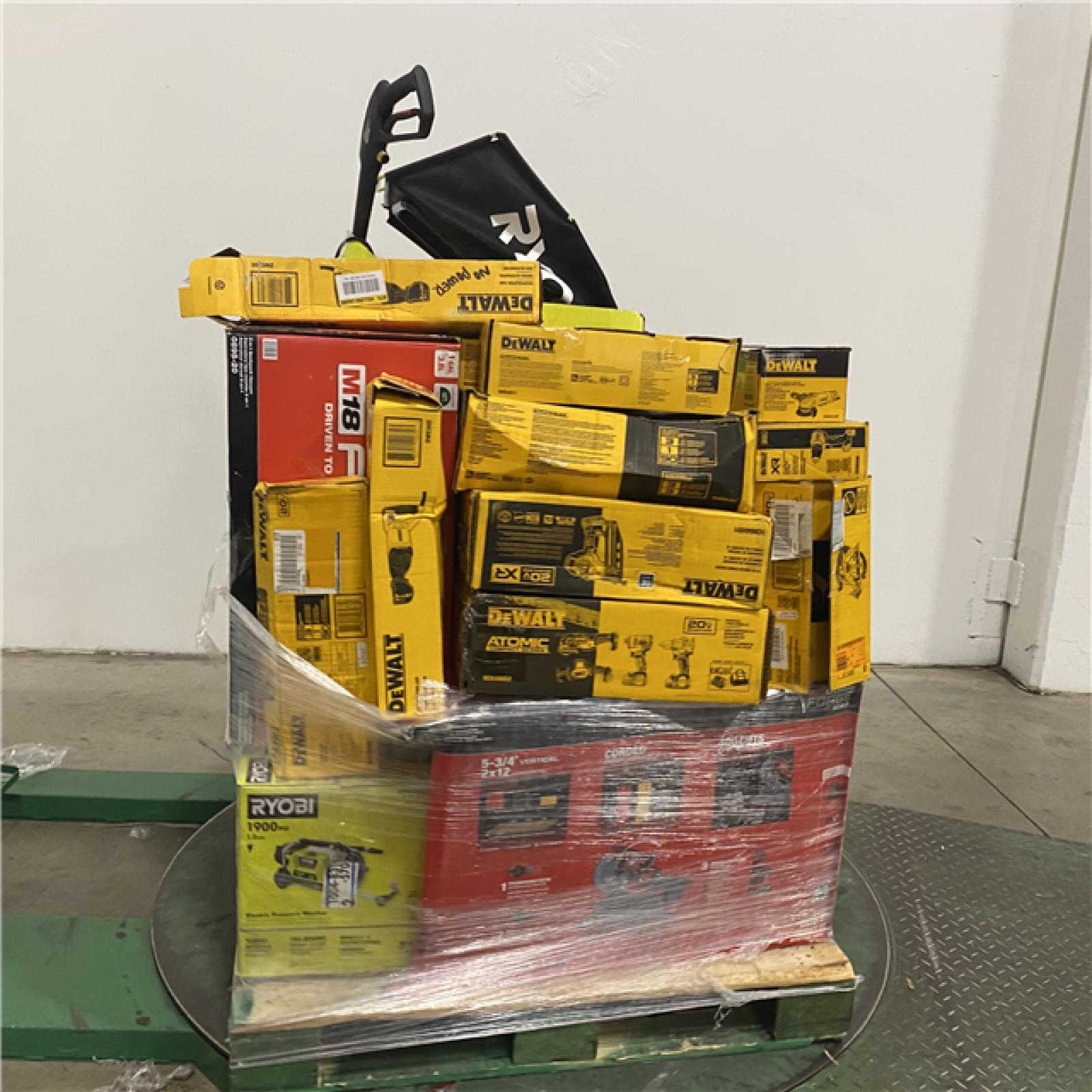 Dallas Location - As-Is Tool Pallet