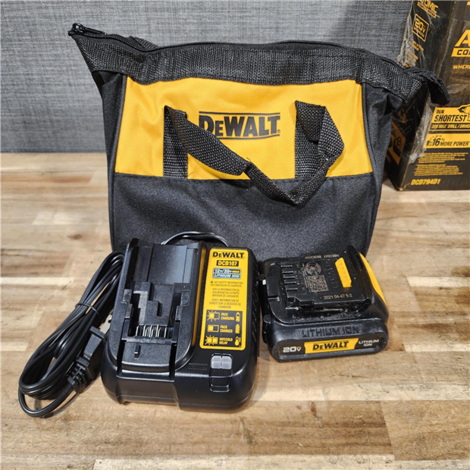 HOUSTON LOCATION - AS - IS DEWALT Atomic 20V Lithium-Ion Cordless Compact 1/2 in. Drill/Driver Kit