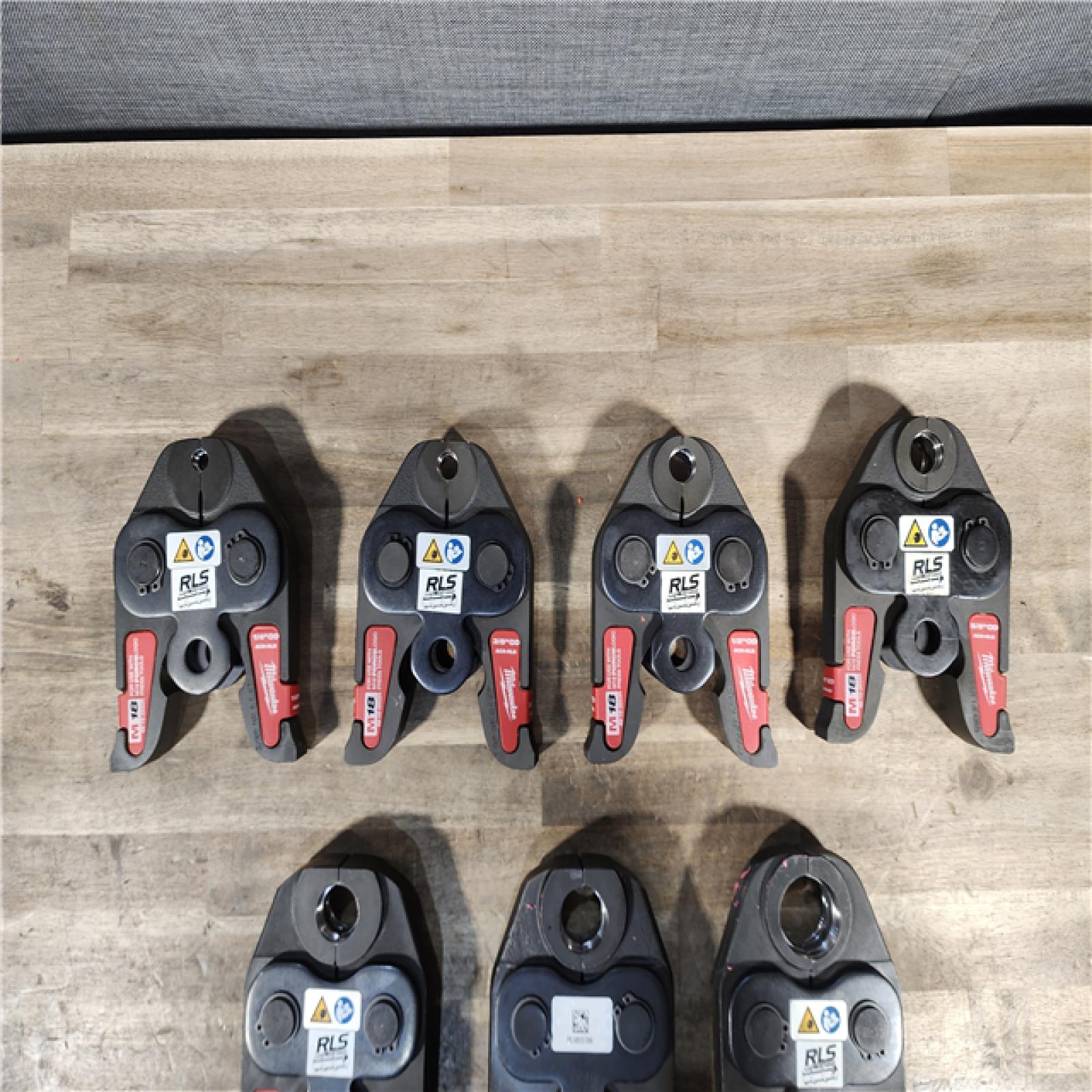HOUSTON LOCATION - AS-IS Milwaukee 49-16-2662R 1/4, 3/8, 1/2, 5/8, 3/4, 7/8, 1 1/8 Press Jaw Kit for M18