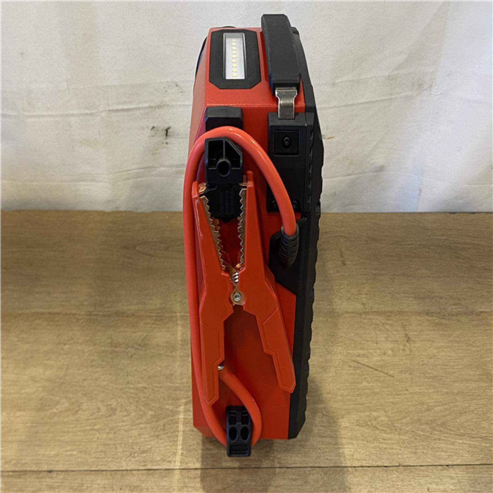 AS-IS Milwaukee 18V Lithium-Ion Cordless 2000 Peak Amp HOTSHOT Jump Starter (Tool-Only)