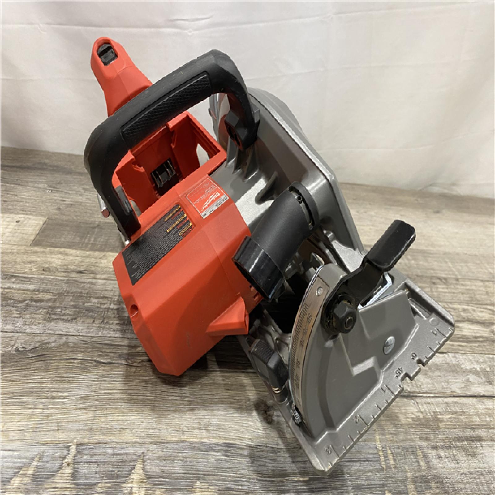 AS-IS Milwaukee FUEL 18V Lithium-Ion Cordless 7-1/4 in. Rear Handle Circular Saw (Tool-Only)