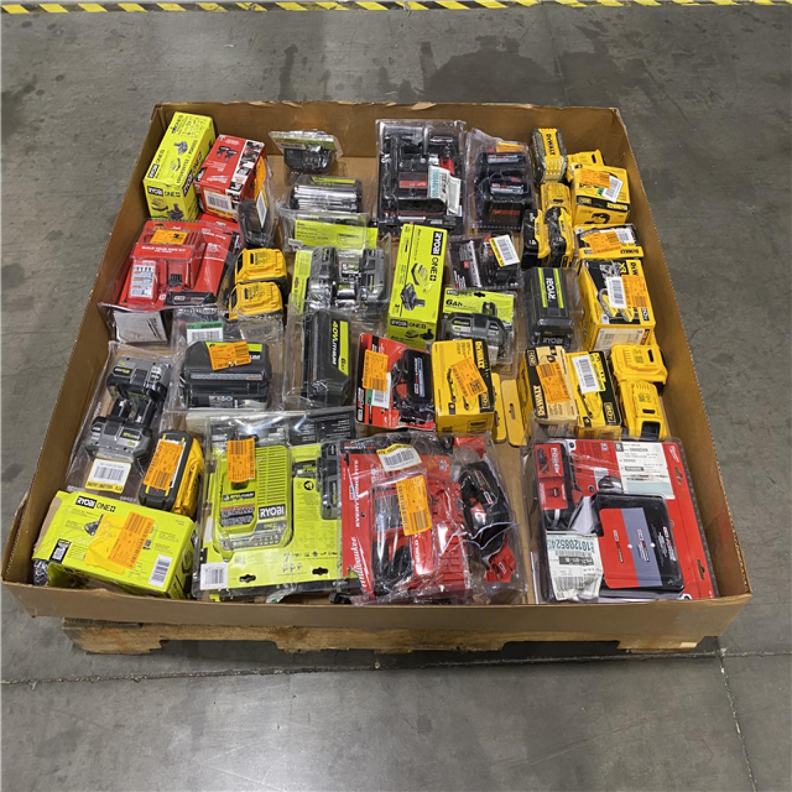 Dallas Location - As-Is Battery Tool Pallet