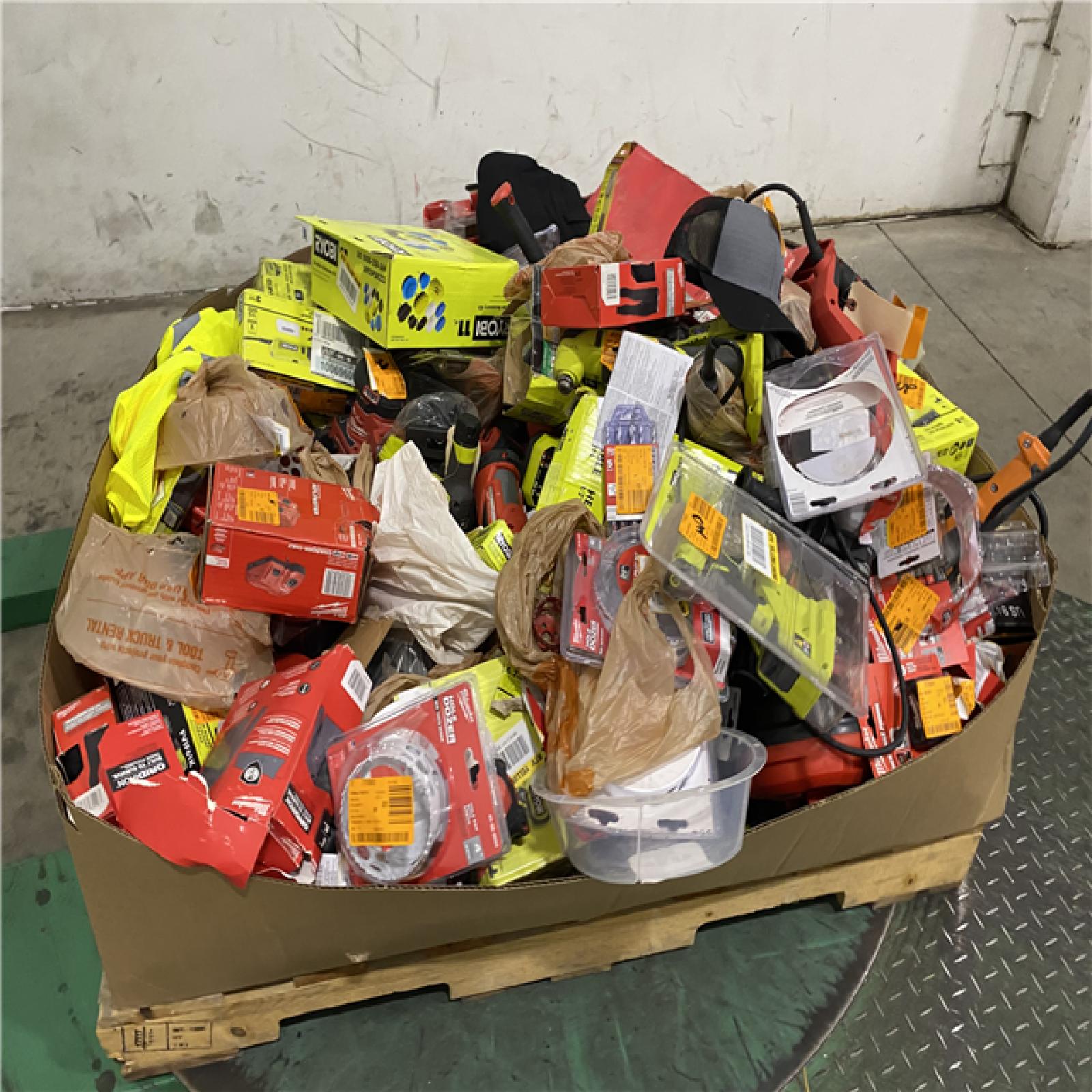 Dallas Location - As-Is Tool Pallet