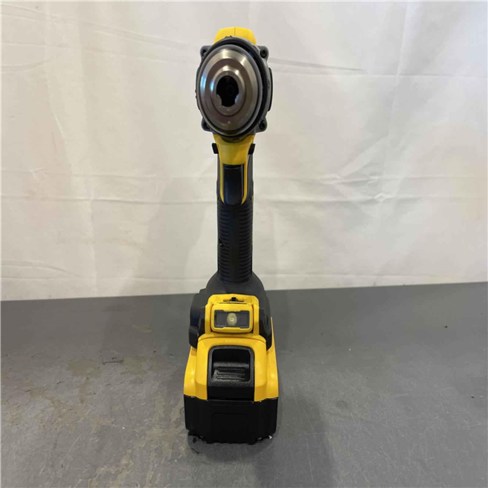 AS-IS - DEWALT 20V MAX XR Brushless Cordless 1/2 Drill/Driver Kit