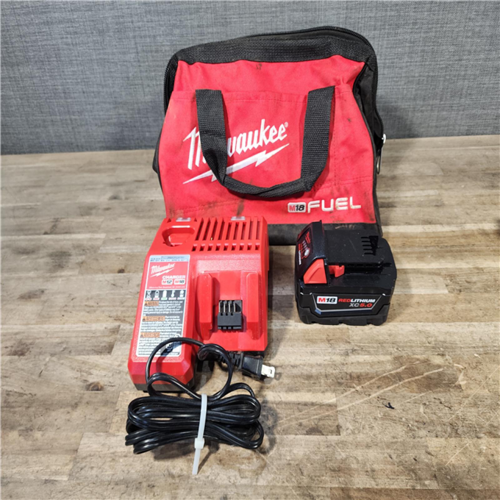 HOUSTON LOCATION - AS-IS Milwaukee FUEL 18V Lithium-Ion Brushless Cordless 1/2 in. Impact Wrench w/Friction Ring Kit