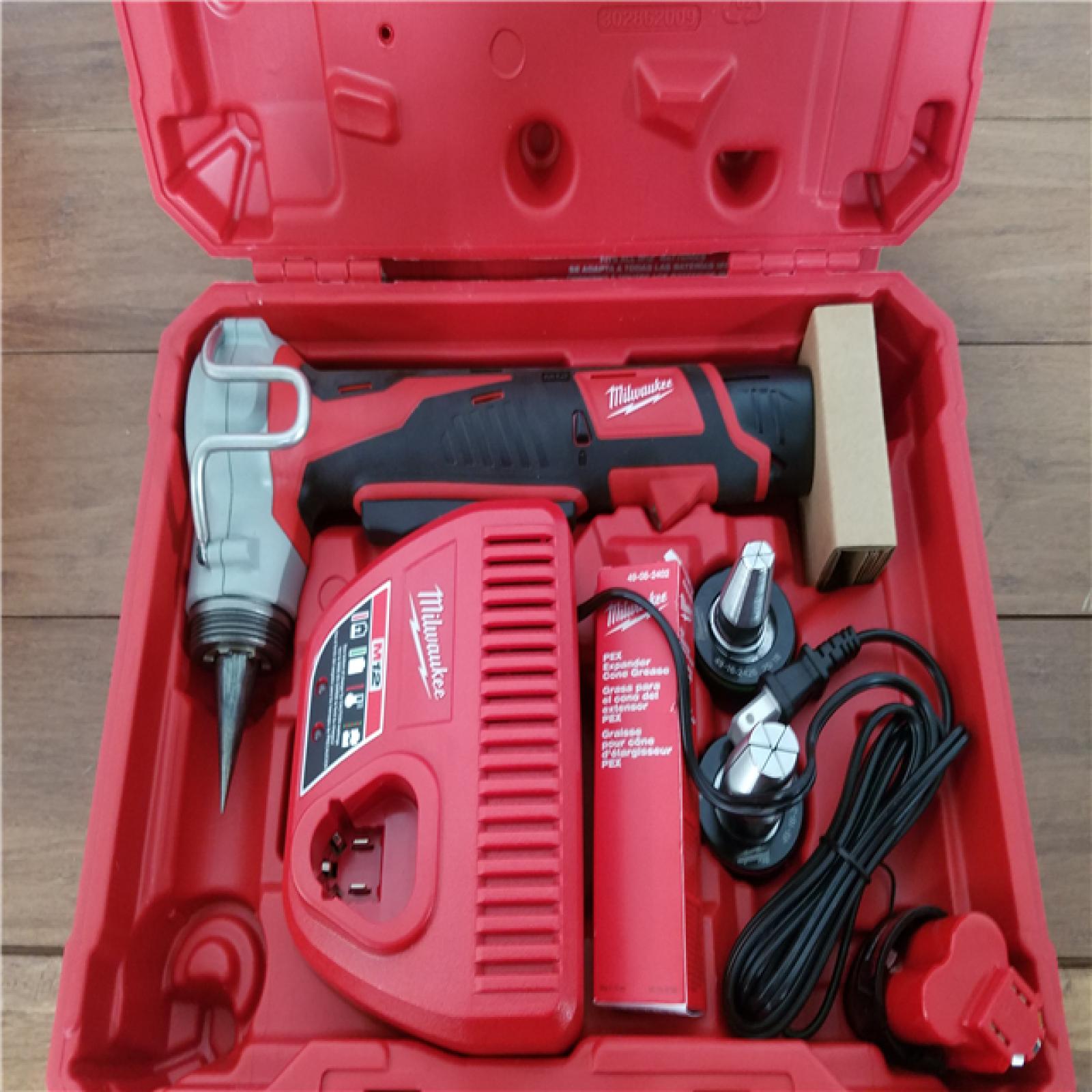 California AS-IS Milwaukee M12 Pex Expander Kit  Includes (2) Batteries  Charger & Hard Case