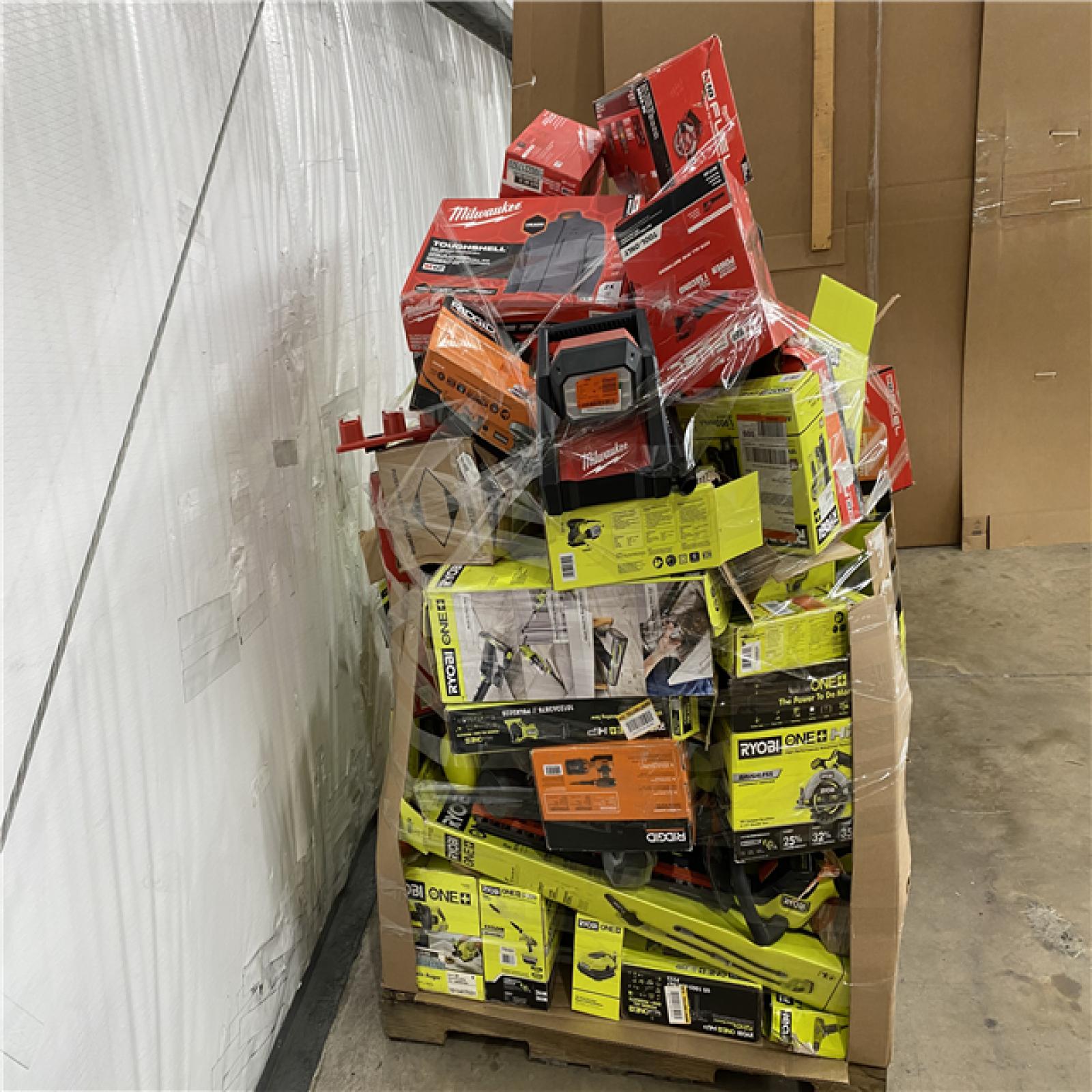 Houston Location AS IS - Tool Pallet