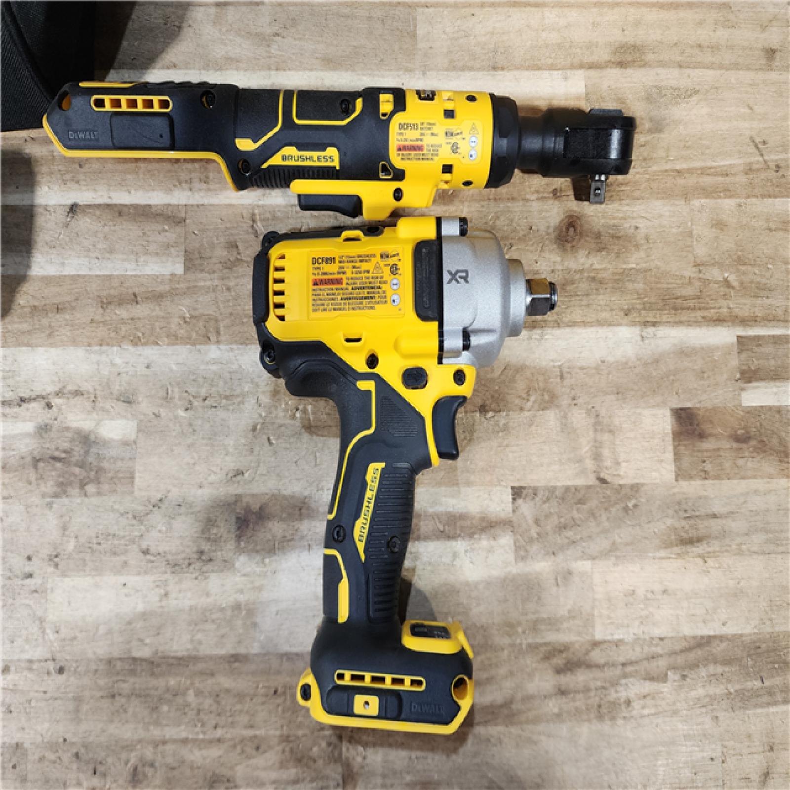 HOUSTON LOCATION - AS-IS (APPEARS LIKE NEW) DEWALT 20V Lithium-Ion Cordless 2-Tool Combo Kit