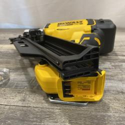 AS-IS DEWALT 20V 30 Degree Cordless Framing Nailer (Tool-Only)
