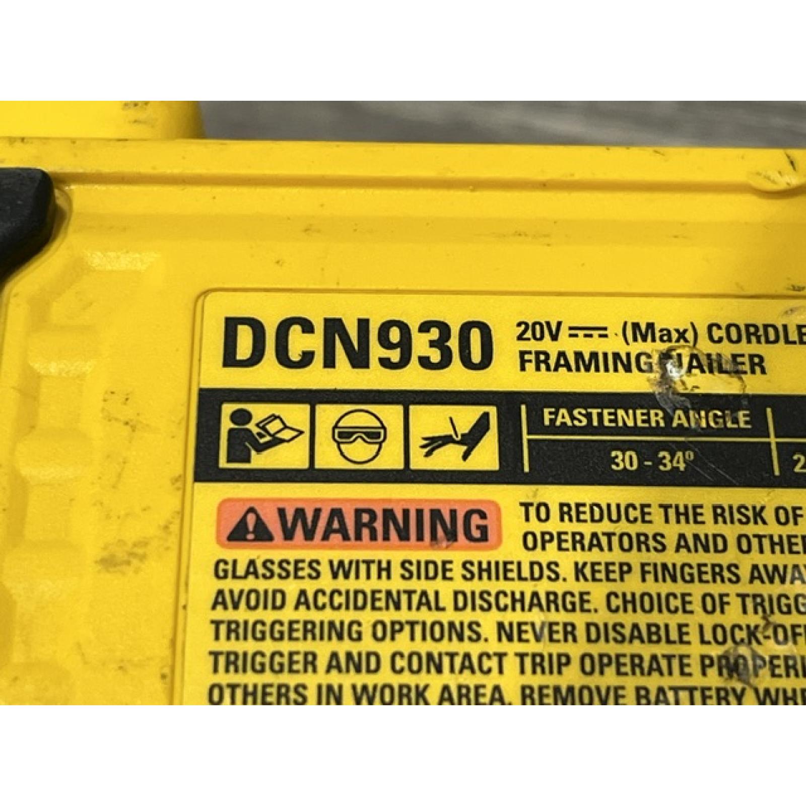 AS-IS DEWALT 20V 30 Degree Cordless Framing Nailer (Tool-Only)