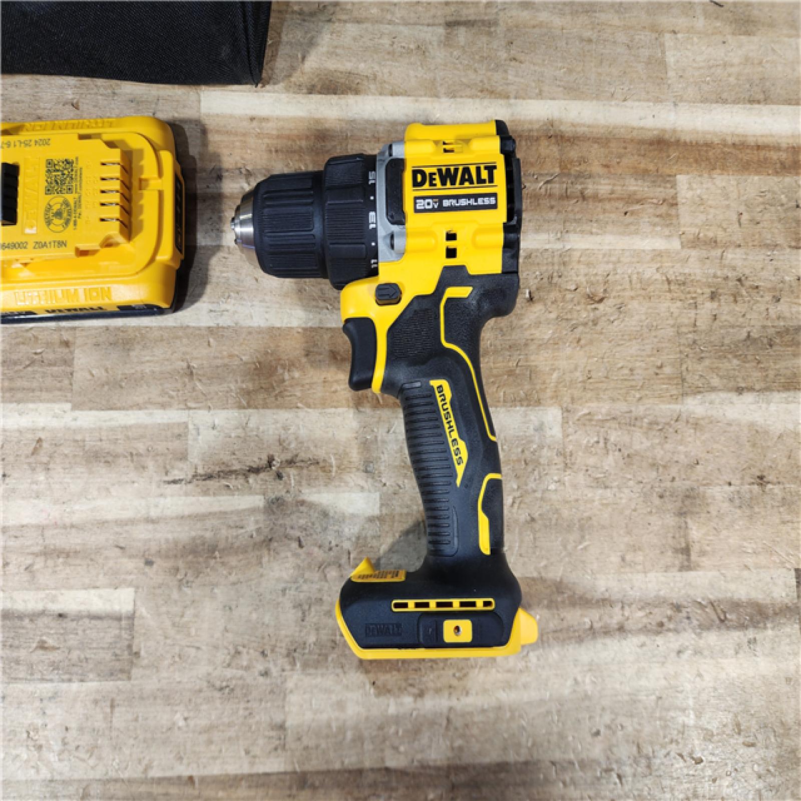 HOUSTON LOCATION - AS - IS DEWALT Atomic 20V Lithium-Ion Cordless Compact 1/2 in. Drill/Driver Kit