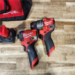 HOUSTON LOCATION - AS - IS Milwaukee 2 Tool Combo Kit W/ (2) Battery & Charger