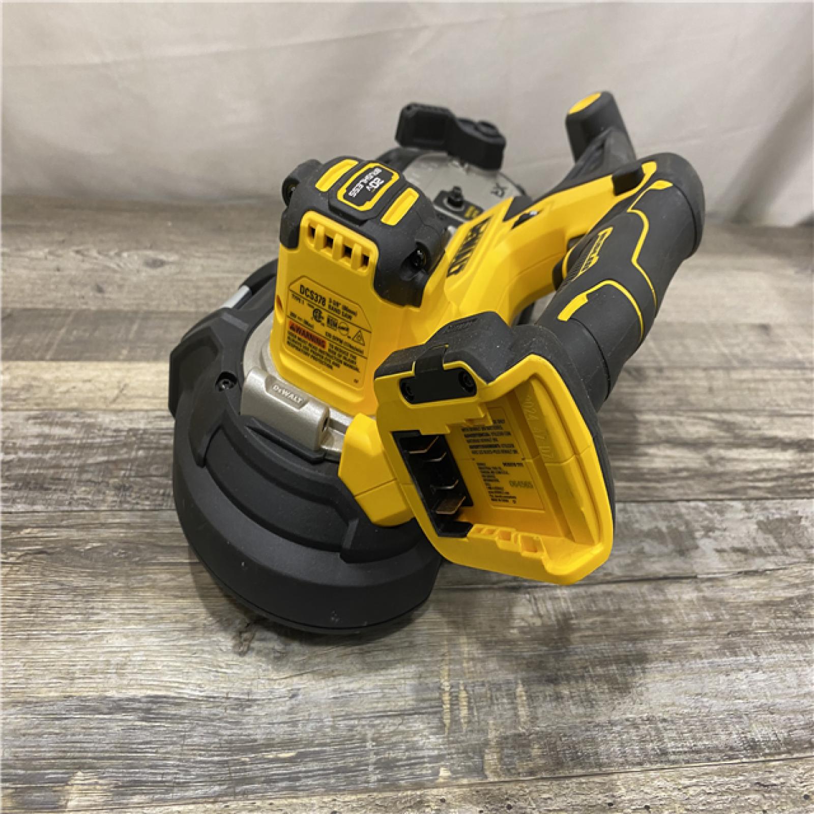 AS-IS DEWALT 20-Volt MAX 3-3/8 in. Cordless Brushless Bandsaw (Tool-Only)