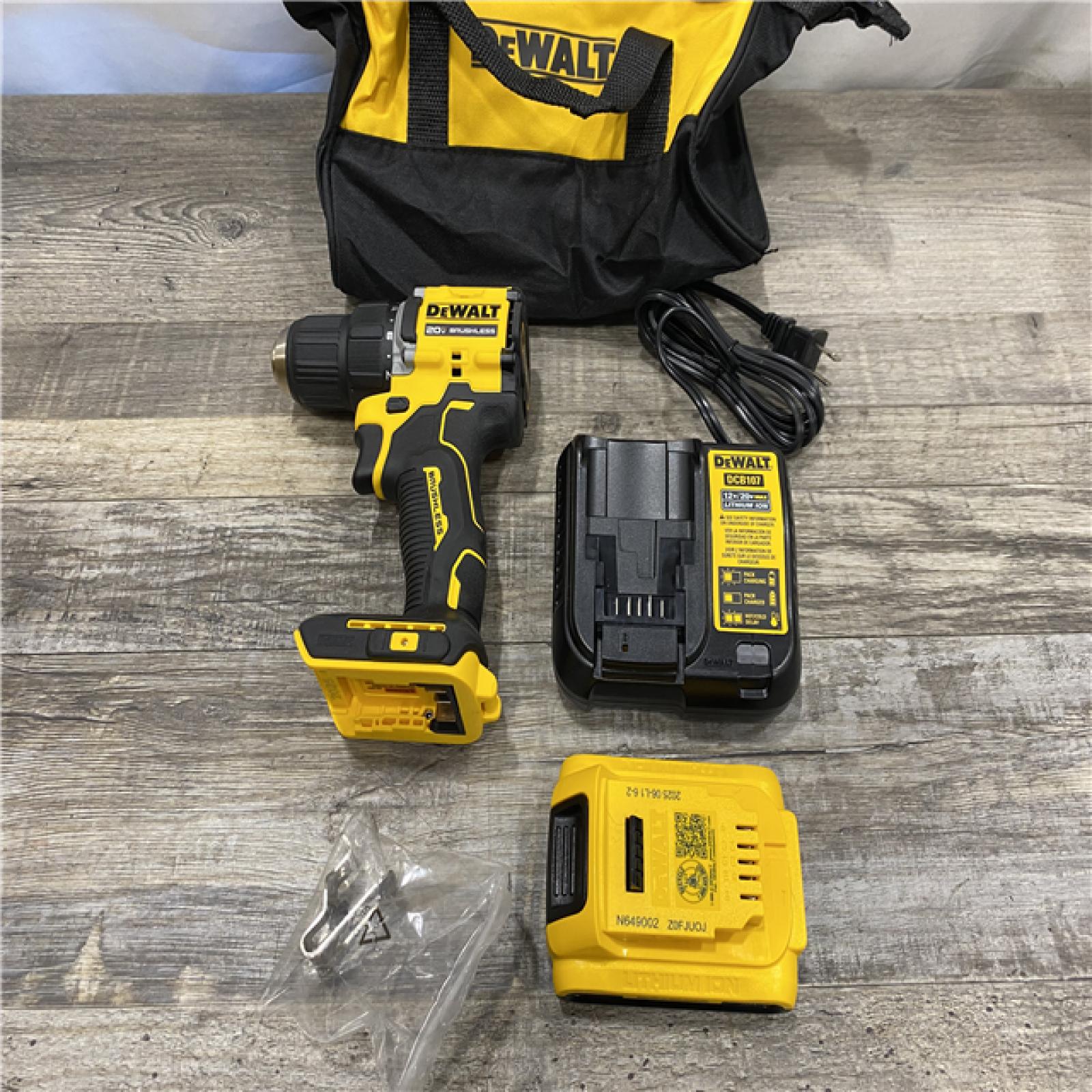 AS-IS DEWALT Atomic 20V Lithium-Ion Cordless Compact 1/2 in. Drill/Driver Kit
