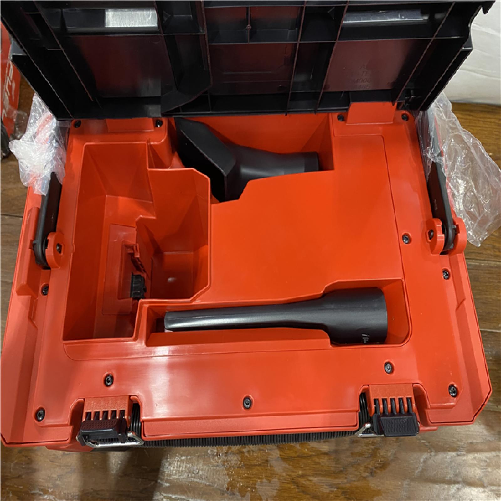 AS-IS MILWAUKEE M18 FUEL PACKOUT 18-Volt Lithium-Ion Cordless 2.5 Gal. Wet/Dry Vacuum (Vacuum-Only)