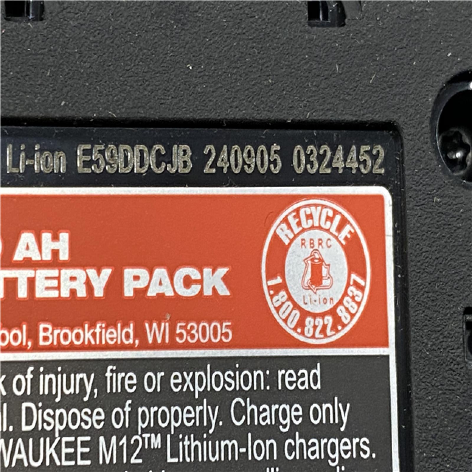 AS-IS Milwaukee FUEL 12V Lithium-Ion Cordless Oscillating Multi-Tool Kit