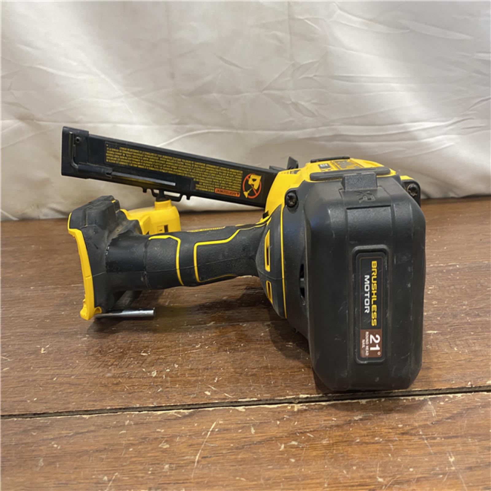 AS-IS DEWALT 20-Volt 21° Cordless Framing Nailer (Tool-Only)