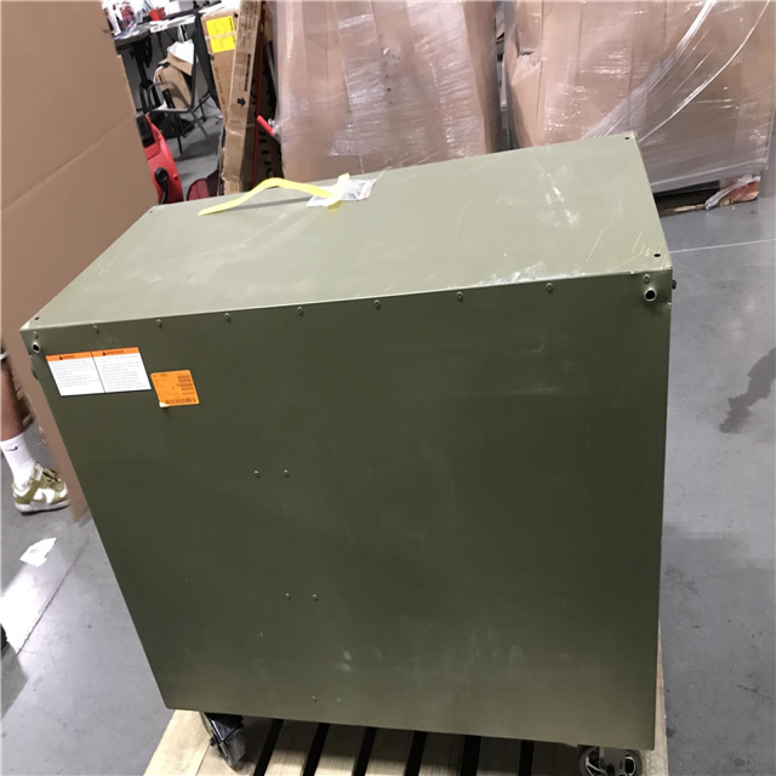 CALIFORNIA AS-IS HUSKY GREEN 8 DRAWER ROLLING TOOL CHEST