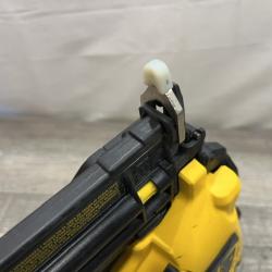 AS-IS DEWALT 20V MAX XR 18 Gauge Cordless Brad Nailer (Tool Only)