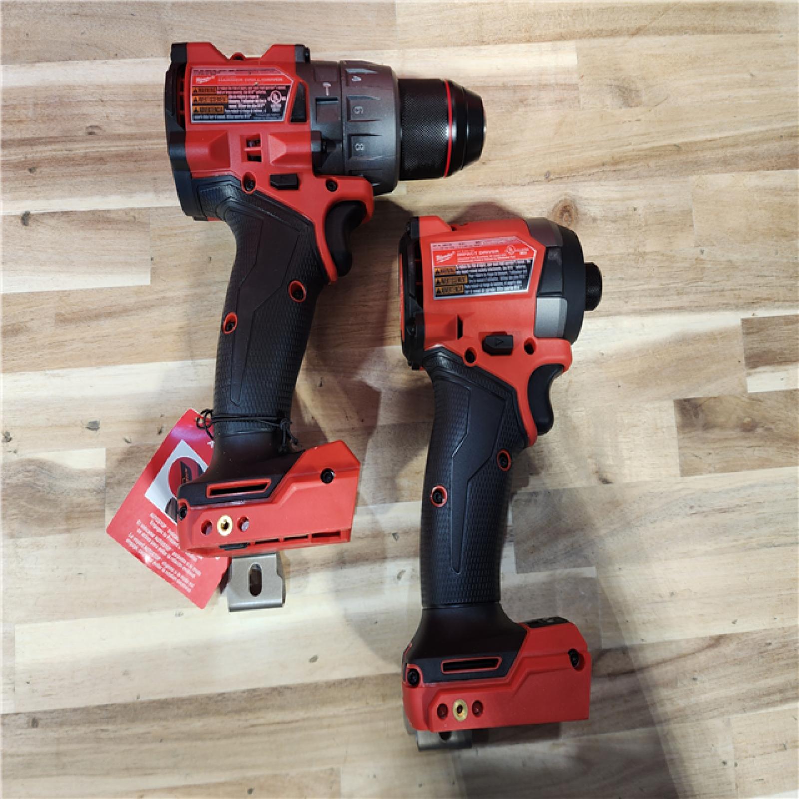 HOUSTON LOCATION - AS-IS (APPEARS LIKE NEW) Milwaukee FUEL 18V Lithium-Ion Brushless Cordless Hammer Drill and Impact Driver Combo Kit