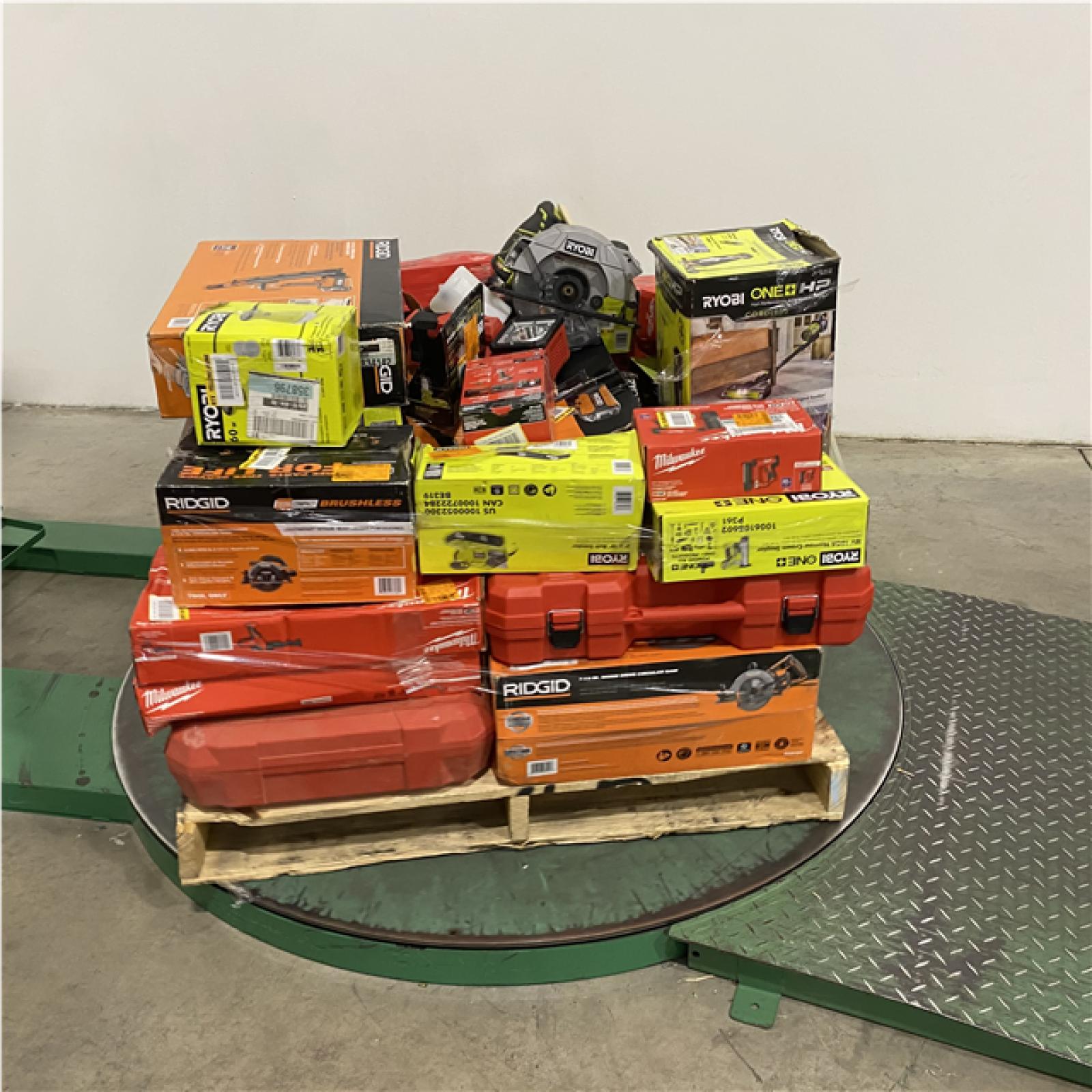 Dallas Location - As-Is Tool Pallet