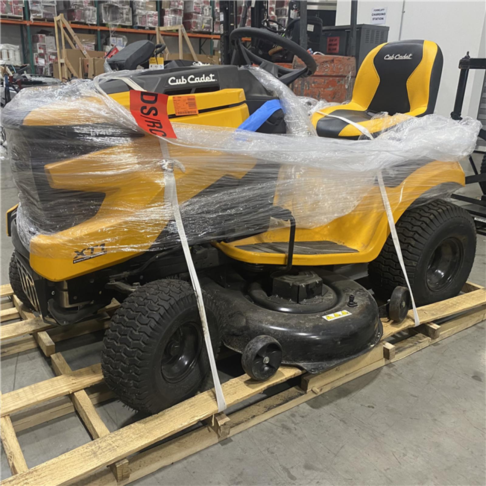 Dallas Location - As-Is Cub Cadet XT1 Enduro LT 46 in. 22 HP Gas Riding Lawn Tractor