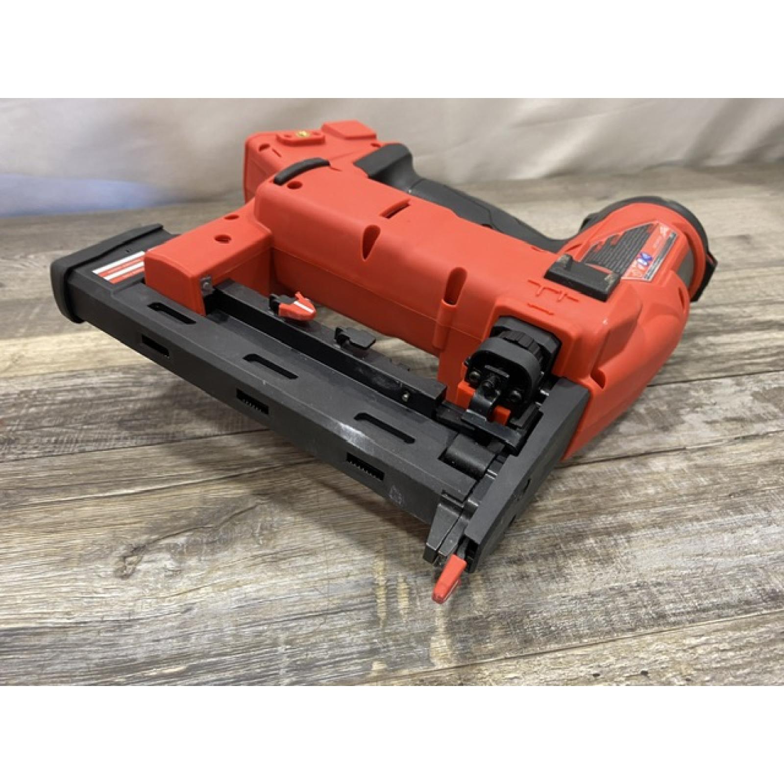 AS-IS Milwaukee FUEL 18-Volt Lithium-Ion Brushless Cordless 18-Gauge 1/4 in. Narrow Crown Stapler (Tool-Only)