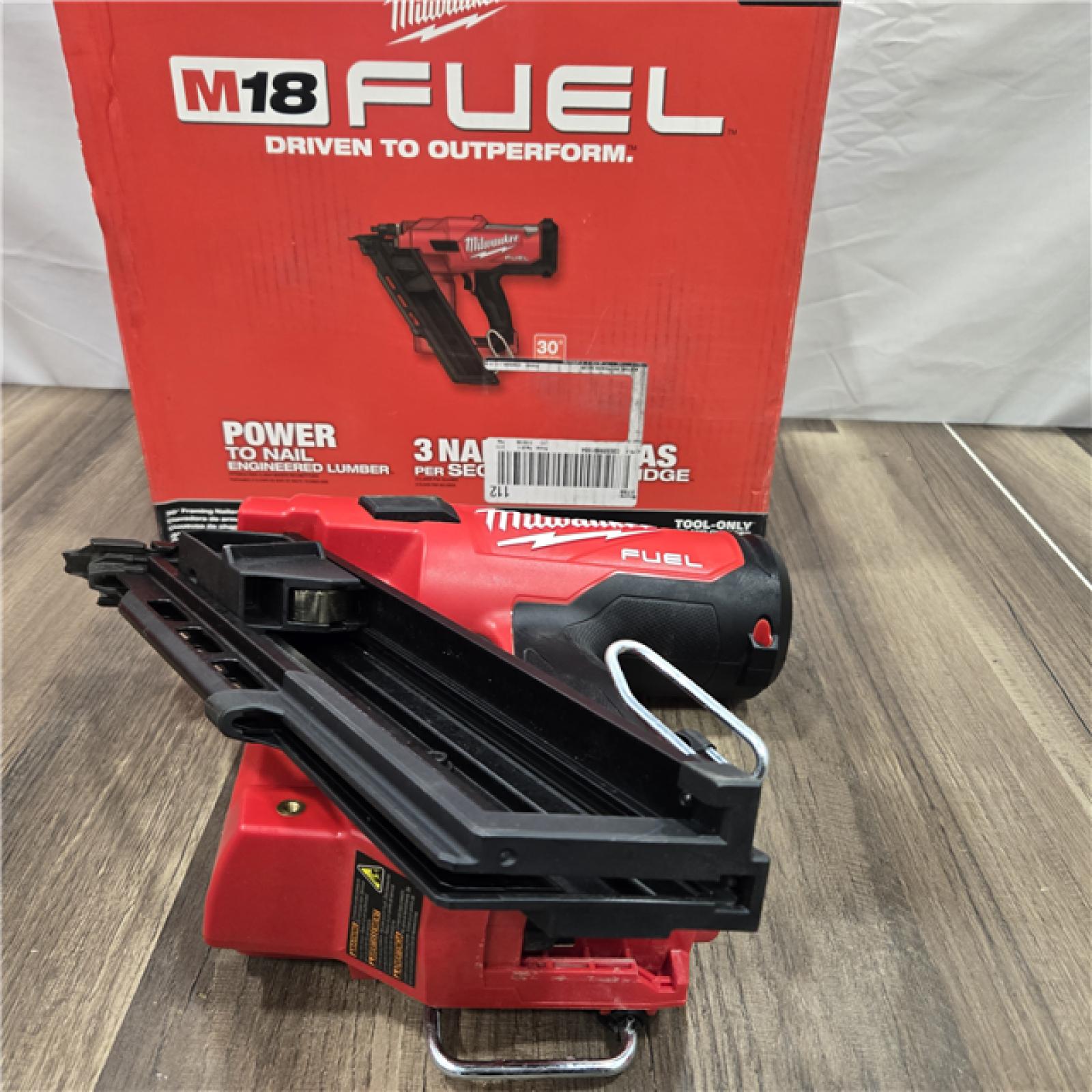 GOOD Milwaukee M18 FUEL 3-1/2 in. 18-Volt 30-Degree Lithium-Ion Brushless Cordless Framing Nailer (Tool-Only)