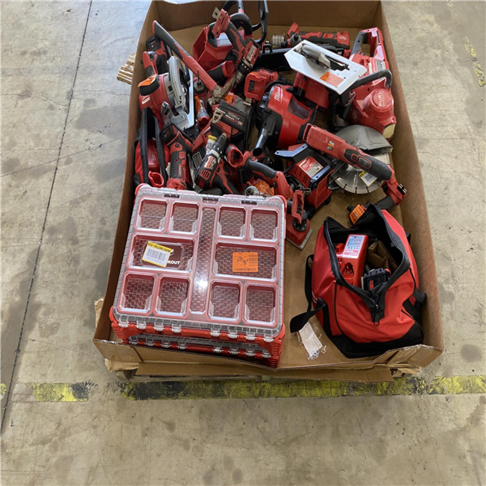 Houston Location AS IS - Tool Pallet