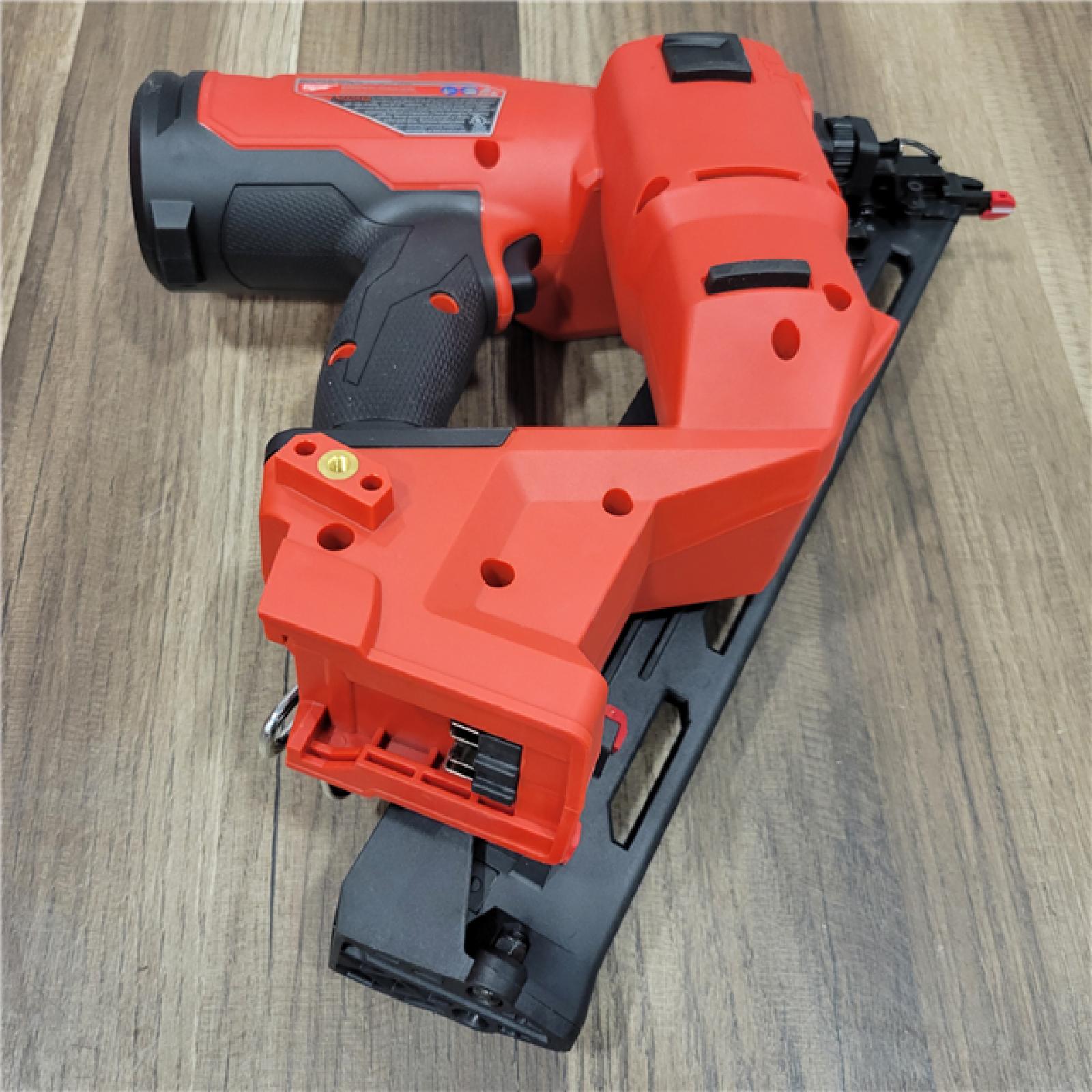 AS-IS Milwaukee  M18 FUEL 15 Ga. 18 Volt Brushless Angled Finish Nailer (TOOL ONLY)