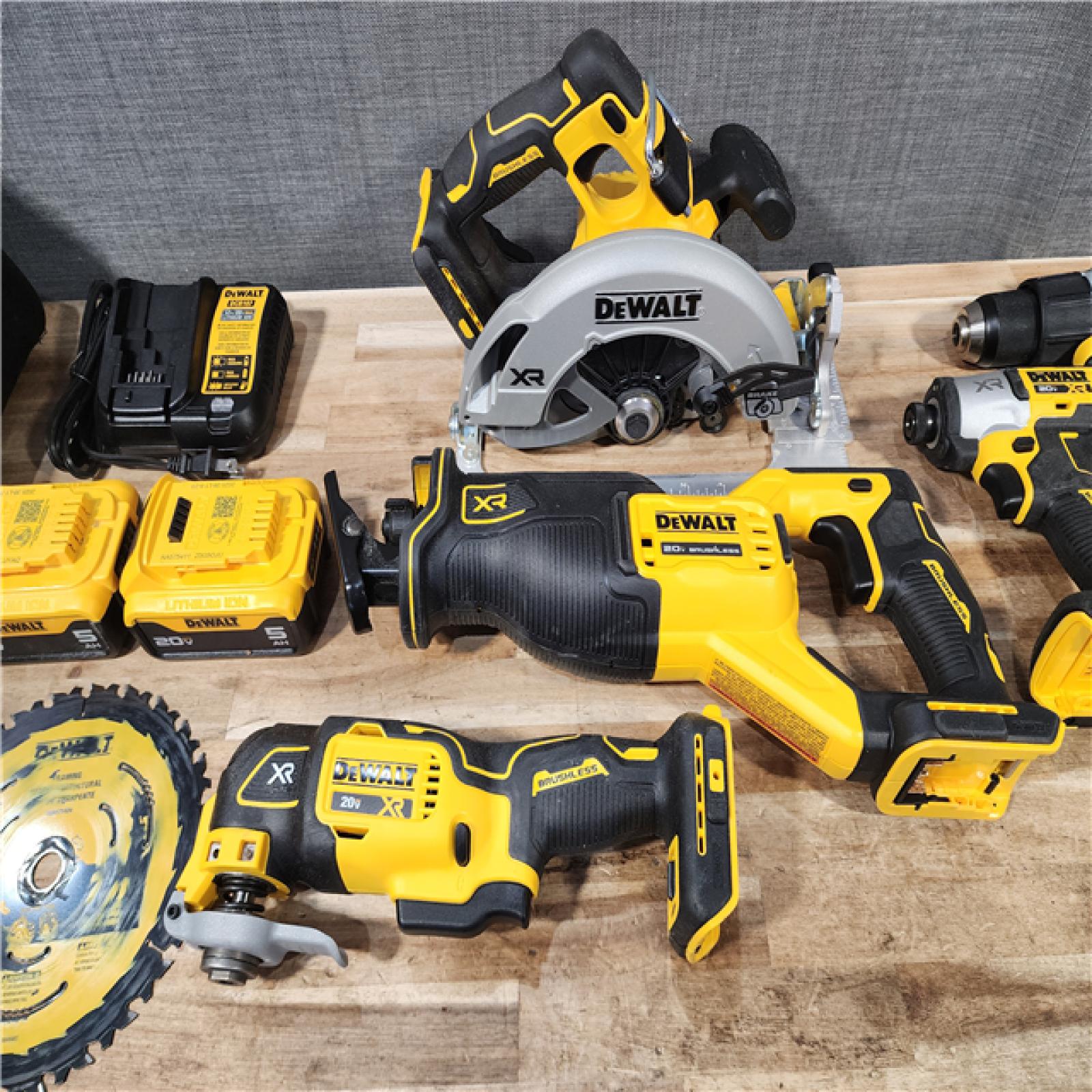 HOUSTON LOCATION - AS-IS DEWALT 20V Lithium-Ion Cordless 5-Tool Combo Kit