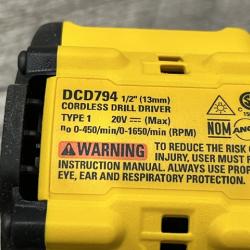 AS-IS DEWALT Atomic 20V Lithium-Ion Cordless Compact 1/2 in. Drill/Driver Kit